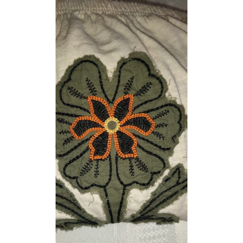 Democracy Peasant Top Sz L Boho Gypsy Off White Beige Flutter Sleeve Runs Small - Picture 14 of 16
